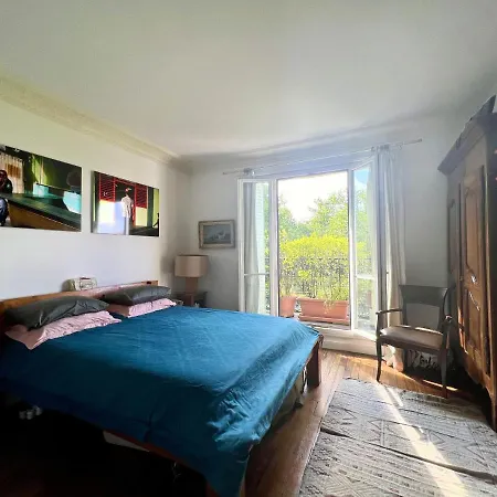 2 Bedrooms Chic 18th District *