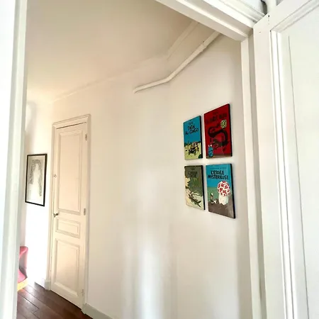 2 Bedrooms Chic 18th District Apartment *